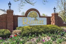 property at 180 Tulip Ln