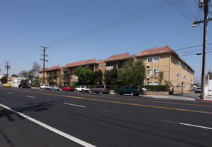 Encanto Apartments in North Hollywood, CA - Building Photo