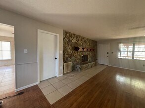 1366 N Merlin Terrace in Crystal River, FL - Building Photo - Building Photo