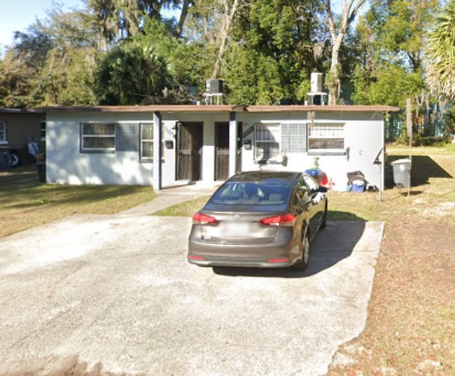 property at 3926 Boulevard