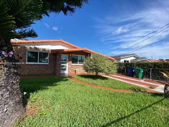 3260 SW 87th Pl