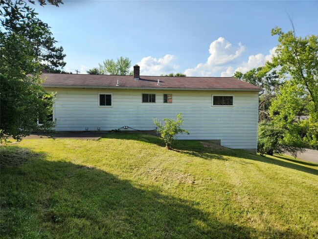 4152 Marietta Dr in Vestal, NY - Building Photo - Building Photo