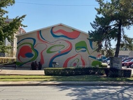 Pinewoods Apartments in Arlington, TX - Building Photo