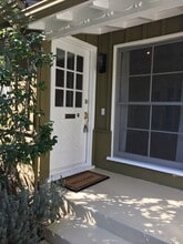 11425 Cashmere St in Los Angeles, CA - Foto de edificio - Building Photo