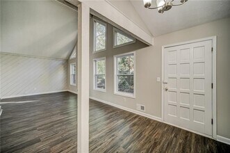 4060 Oak Ferry Dr NE in Kennesaw, GA - Building Photo - Building Photo