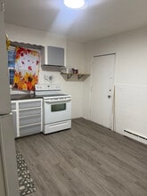 15 Stevens Rd in Worcester, MA - Building Photo - Building Photo