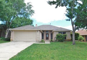 2409 Westview Trail in Denton, TX - Building Photo
