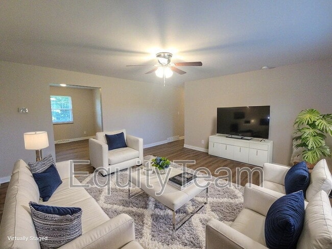 3517 Mary Ann Dr in Lebanon, OH - Building Photo - Building Photo