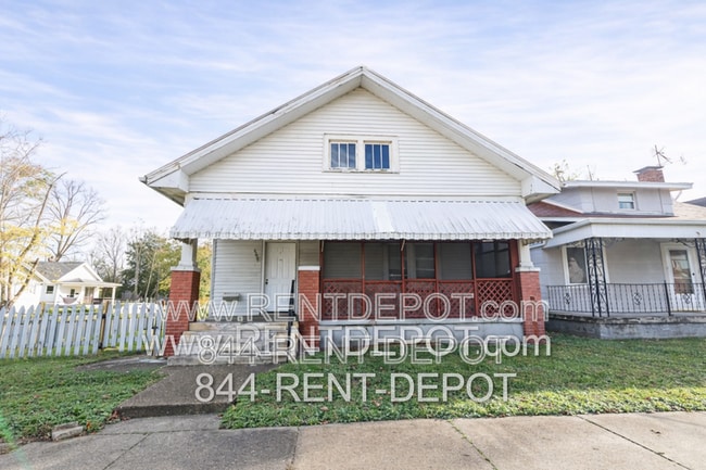 property at 1500 S Morton Ave