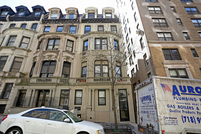 332 W 101st St in New York, NY - Foto de edificio - Building Photo