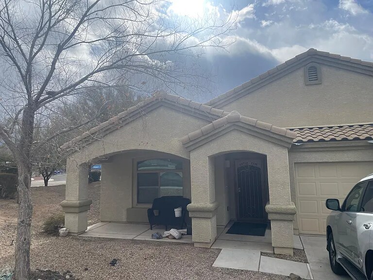 5009 W Triangle Leaf Ct in Marana, AZ - Building Photo