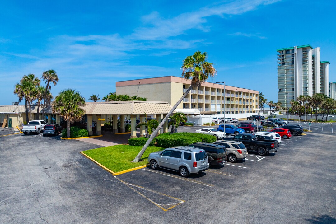 The Island Beach Resort in Jensen Beach, FL - Building Photo