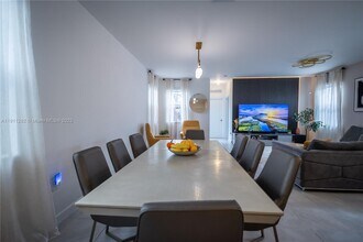 2388 NW 130th Ter in Miami Shores, FL - Building Photo - Building Photo