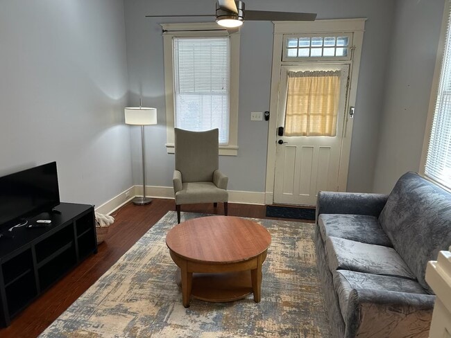 1705 Rousselin Dr in New Orleans, LA - Building Photo - Building Photo