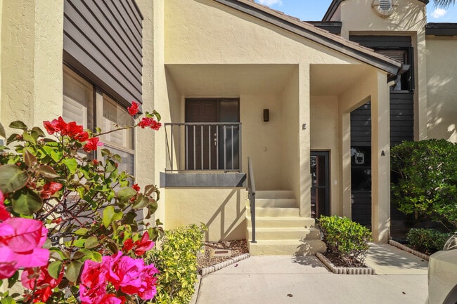 3961 SW Greenwood Way in Palm City, FL - Foto de edificio - Building Photo