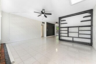 713 NE 17th Terrace in Fort Lauderdale, FL - Building Photo - Building Photo