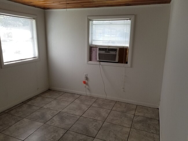 424 Camellia Dr in Winter Haven, FL - Building Photo - Building Photo