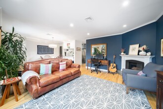 1001 Clinton St in Hoboken, NJ - Building Photo - Building Photo
