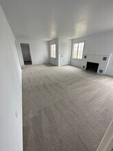 33 N Jean St in Kennewick, WA - Building Photo - Building Photo