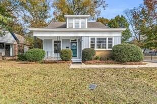 402 N Gloster St in Tupelo, MS - Building Photo