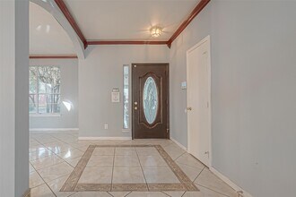 9407 Demsey Mill Dr in Sugar Land, TX - Building Photo - Building Photo