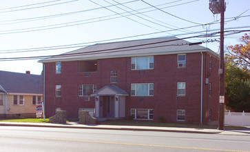 475 Sea St in Quincy, MA - Foto de edificio - Building Photo