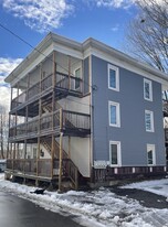 6 York St, Unit unit #3 in Augusta, ME - Building Photo