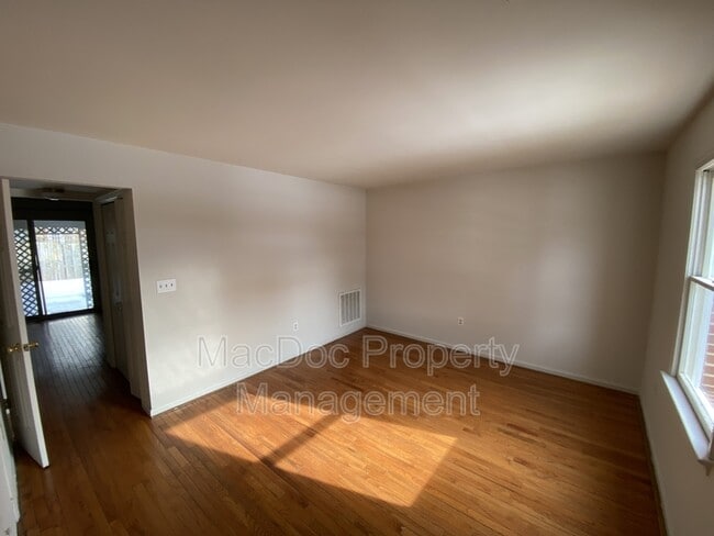 212 Farrell Ln in Fredericksburg, VA - Building Photo - Building Photo