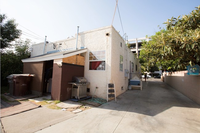 1008 W 3rd St in Santa Ana, CA - Building Photo - Building Photo