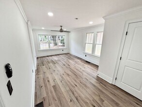 74 Austin Ave NE in Marietta, GA - Building Photo - Building Photo