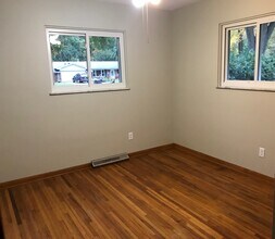 9805 Pamela St in Temperance, MI - Building Photo - Building Photo