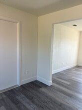 525 Eureka Ave in Lodi, CA - Building Photo - Building Photo