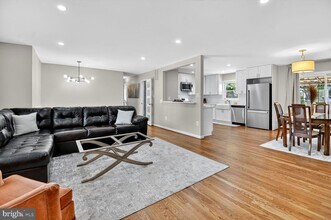 6801 Trowbridge Pl in Fort Washington, MD - Building Photo - Building Photo