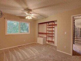 5521 E Bavarian Pass in Fridley, MN - Building Photo