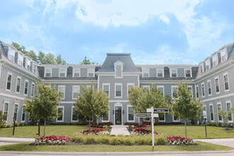 The Landon at New Albany Park in New Albany, OH - Foto de edificio - Building Photo