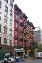 24 Prince St in New York, NY - Building Photo
