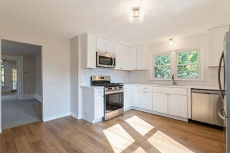 6867 N Ottawa Ave in Chicago, IL - Building Photo - Building Photo