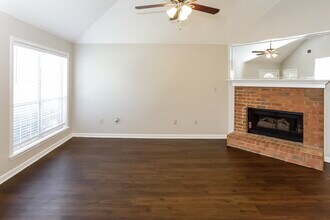 7842 Benton Dr in Southaven, MS - Building Photo - Building Photo