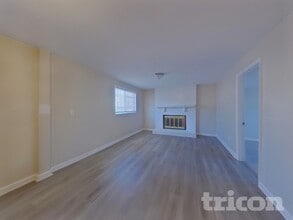 10612 Bellaire St in Thornton, CO - Building Photo - Building Photo