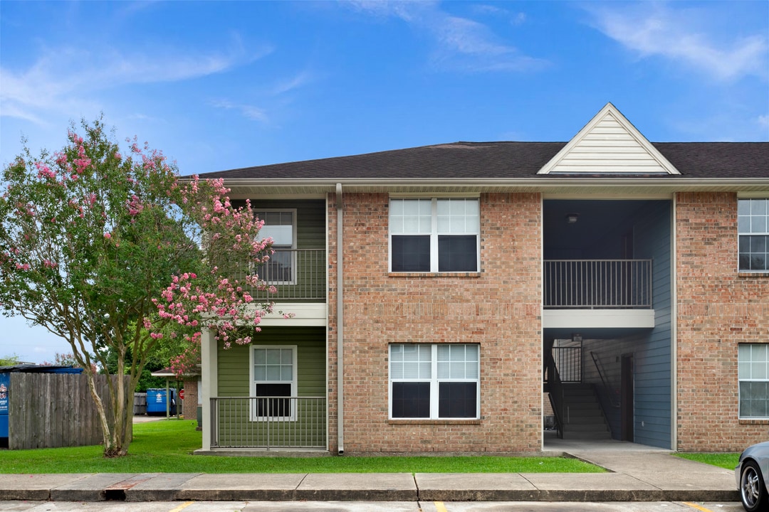 The Bradford in Lafayette, LA - Foto de edificio