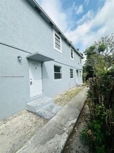 5 NE 16th Ct in Fort Lauderdale, FL - Building Photo - Building Photo