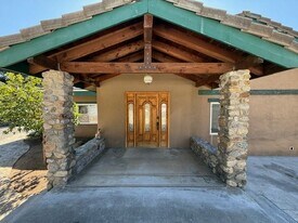 14931 Adams Dr in Pauma Valley, CA - Building Photo