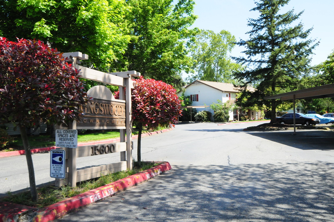 Kingswood Townhomes in Bothell, WA - Building Photo