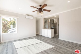 8525 Cadillac Ave in Los Angeles, CA - Building Photo - Building Photo