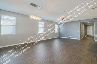 10910 E Calypso Ave in Mesa, AZ - Building Photo - Building Photo