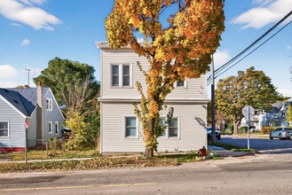 959 Earl St in St. Paul, MN - Building Photo - Building Photo