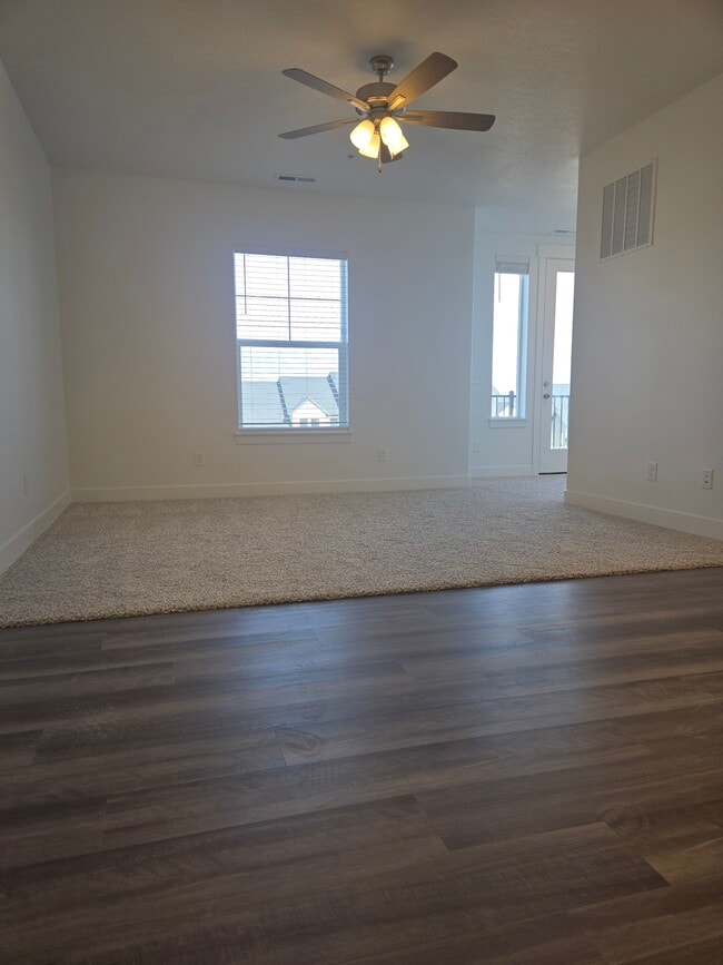 property at 6512 Skyline Lp Ln