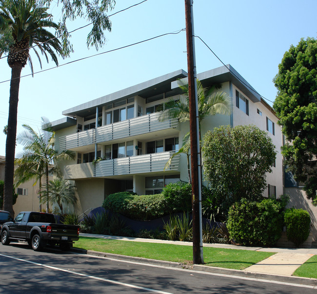 519 California Ave. 205 in Santa Monica, CA - Building Photo - Building Photo