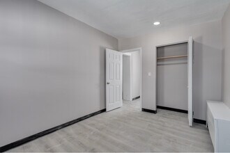 4211 Garrett Rd in Drexel Hill, PA - Building Photo - Building Photo