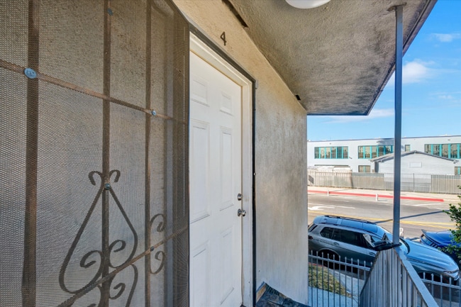 8508 Avalon Blvd in Los Angeles, CA - Building Photo - Building Photo